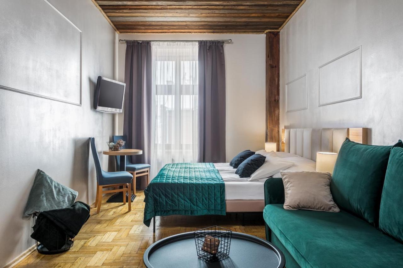 Aparthotel Pergamin Краков Экстерьер фото
