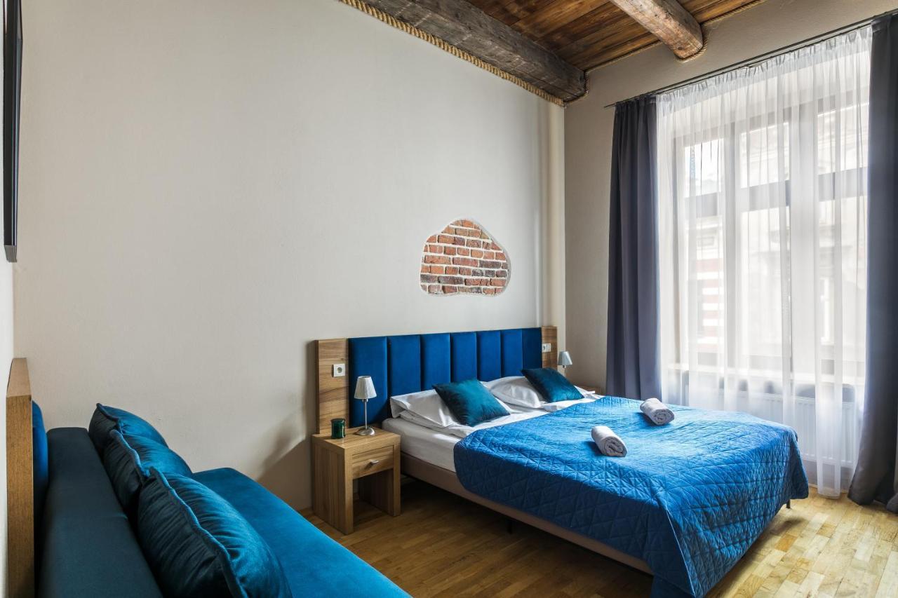 Aparthotel Pergamin Краков Экстерьер фото