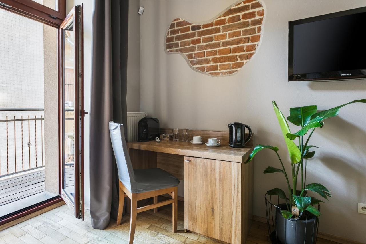 Aparthotel Pergamin Краков Экстерьер фото