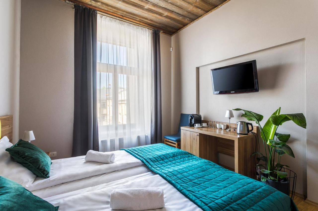Aparthotel Pergamin Краков Экстерьер фото