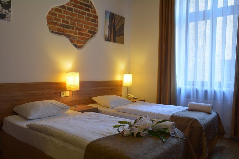 Aparthotel Pergamin Краков Экстерьер фото